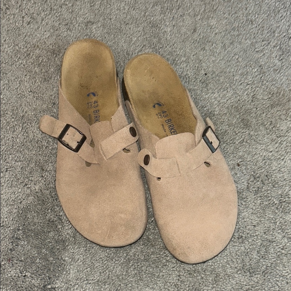 Beige Suede Clogs with Buckle